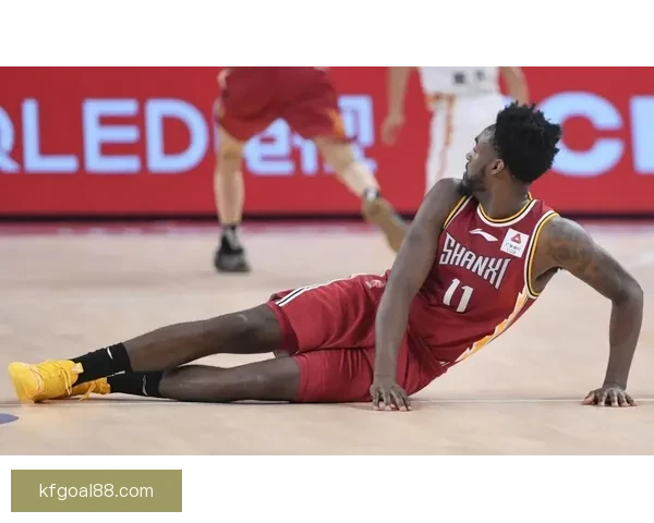 阿特金森强调多突内线减少依赖哈登带队压力