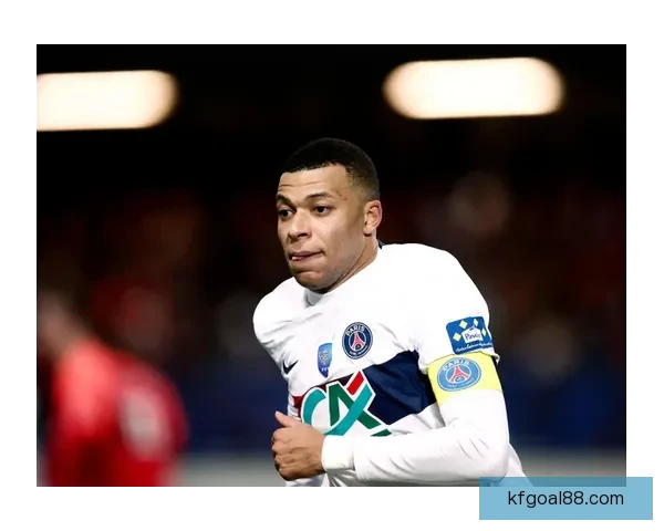 姆巴佩连续失单刀零进球表现低迷领袖气质不及C罗引发热议