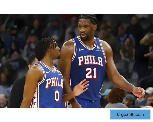 阿德巴约打趣恩比德碰瓷无所畏惧称根本没碰到你